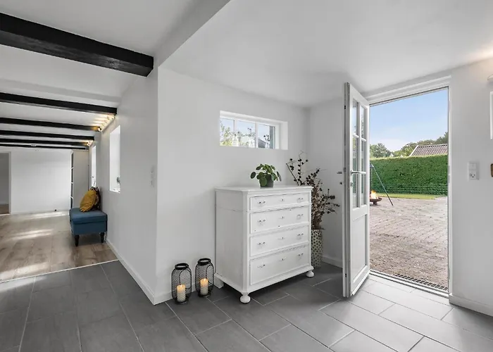 Lovely In Faxe Ladeplads With Wifi Сasa de vacaciones *